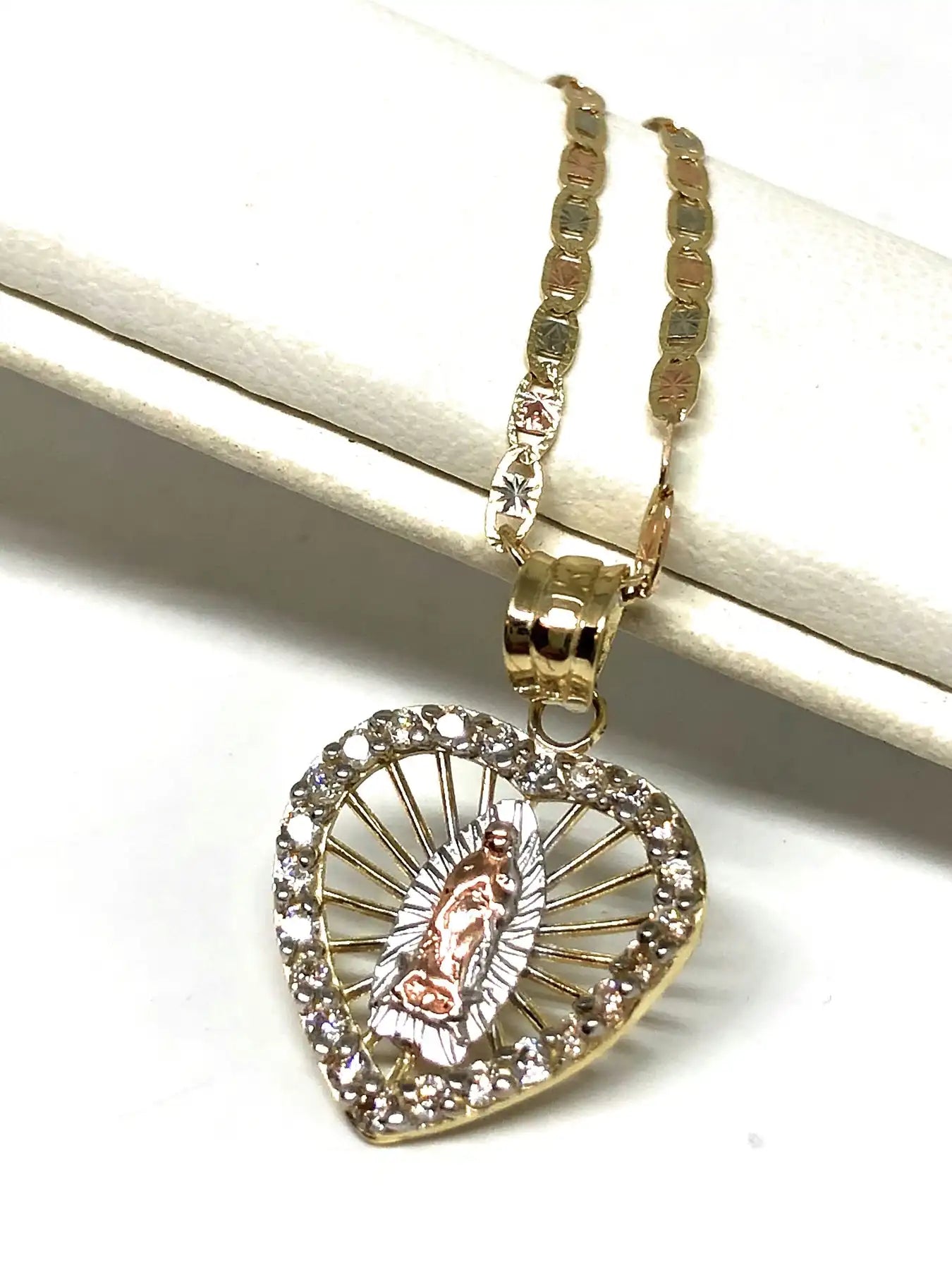 Personalized Rose Gold Three-color Virgin Mary Heart-shaped